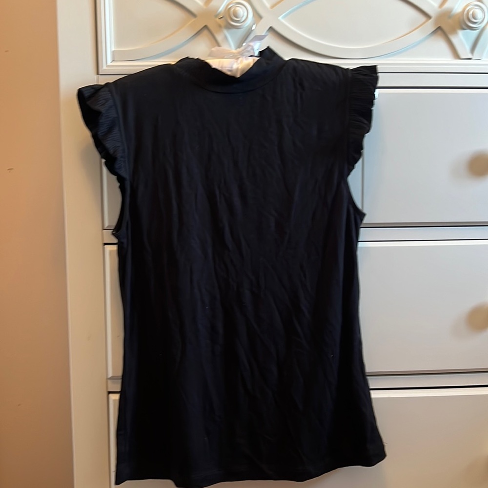 Dynamite Black Short Sleeve Top